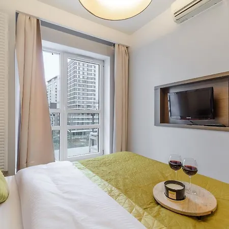 Апартаменты Luxury In Platinum Tower Варшава