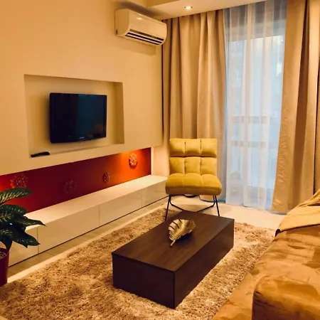 Апартаменты Luxury In Platinum Tower *