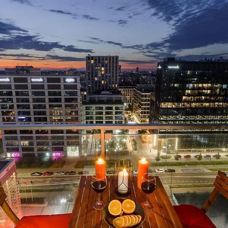 Апартаменты Luxury In Platinum Tower