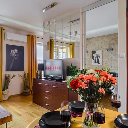 Luxury In Platinum Tower Апартаменты