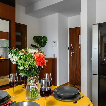 Апартаменты Luxury In Platinum Tower Варшава